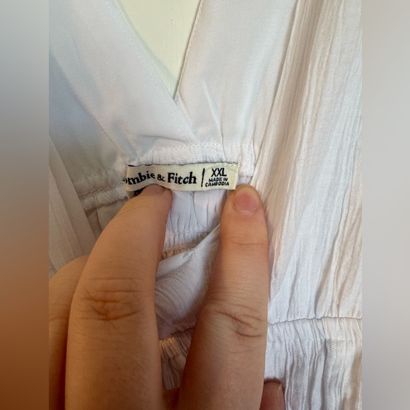 NEVER WORN Abercrombie and Fitch dress white XXL - Picture 2 of 5